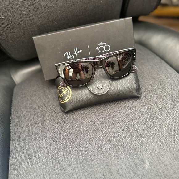 Disney Raybans - Picture 2 of 14